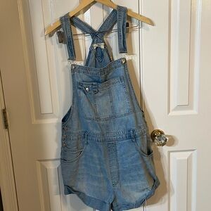 Free People We the Free Blue Jean Ziggy Overall. Large. Excellent condition.